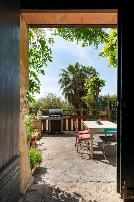 La Calade Bed & Breakfast Montouliers Exterior photo