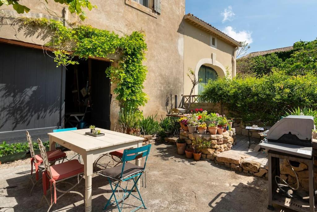 La Calade Bed & Breakfast Montouliers Exterior photo